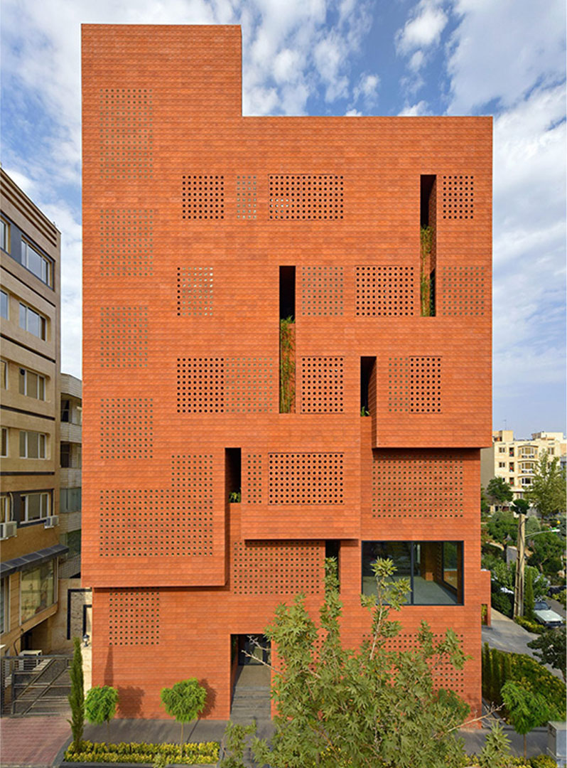 ساختمان اداری کهن سرام