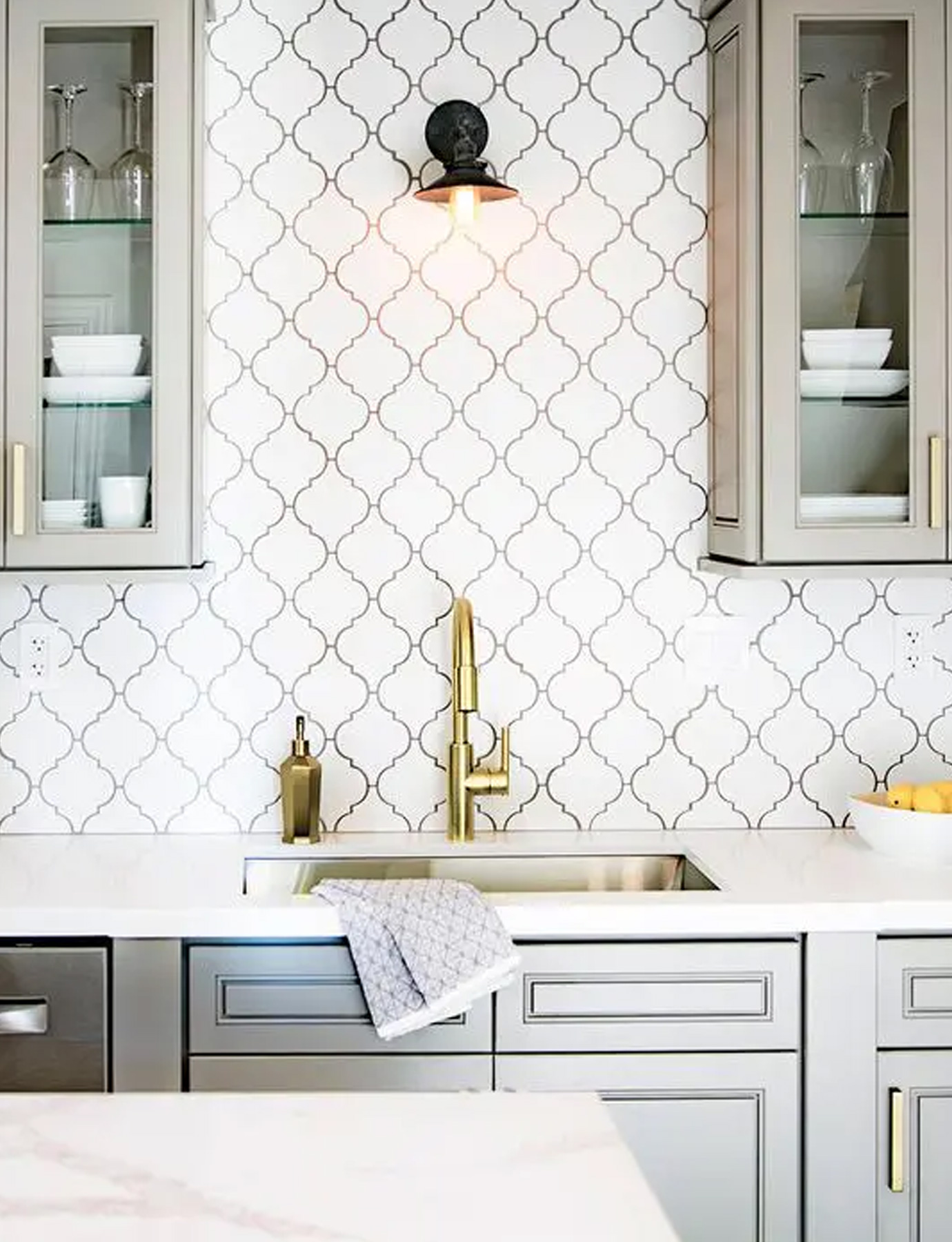 کاشی های بین کابینتی الماسی شکل